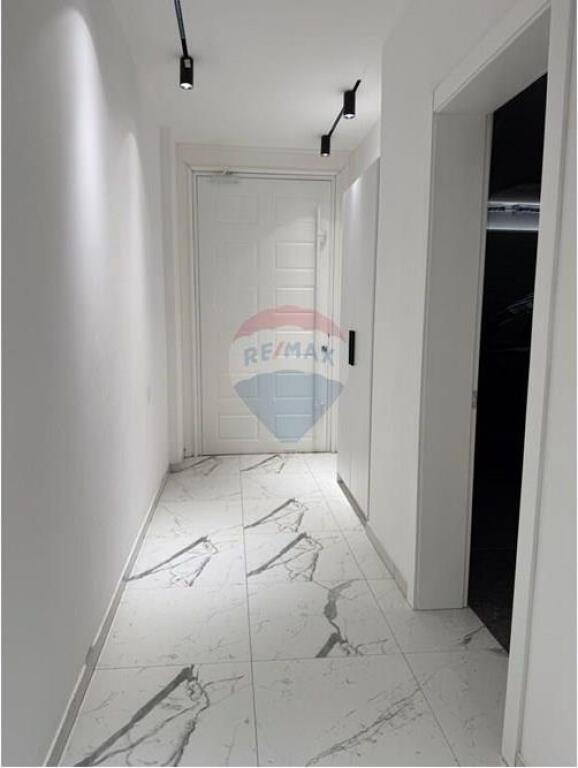 Vile me qira ne Kamez/Bulevardi Blu