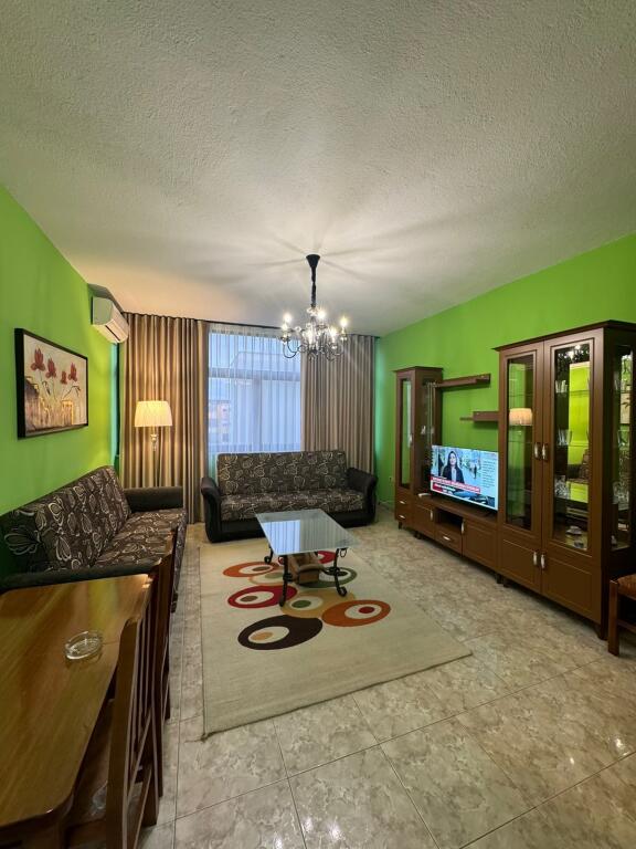 Apartment 1+1 for rent Ferit Xhajko Street  500€!