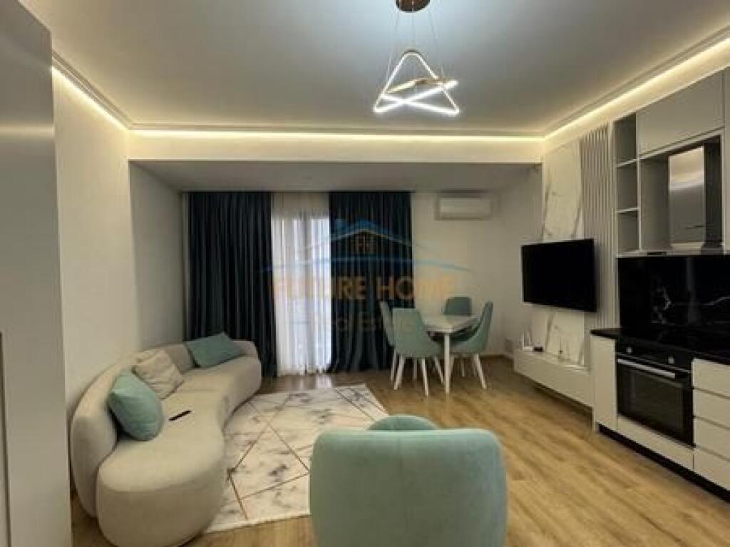 Shitet, Apartament 1+1, Farmacia 10 !