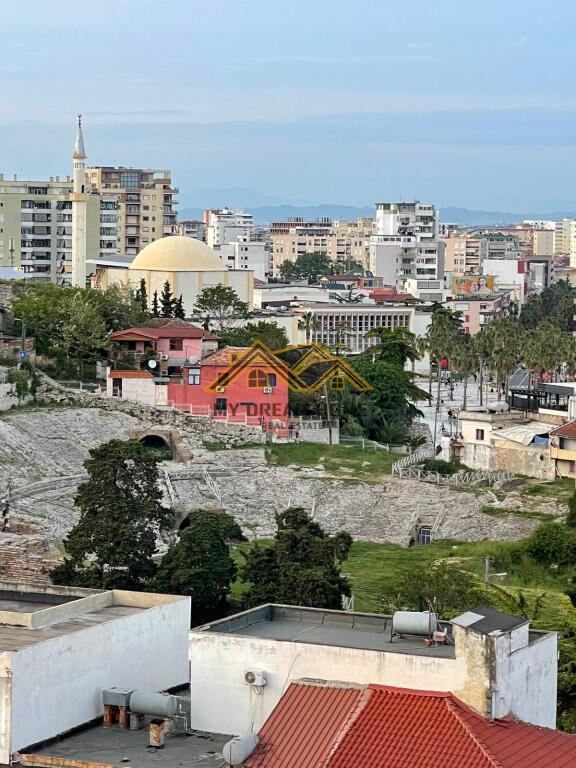 JEPET ME QIRA APARTAMENT 2+1+2 ME PAMJE NGA QYTETI DHE DETI NE VOLLGA!