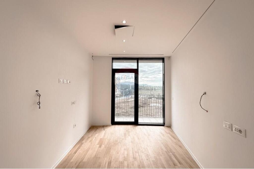 APARTAMENT 2+1 ME PAMJE LIKU