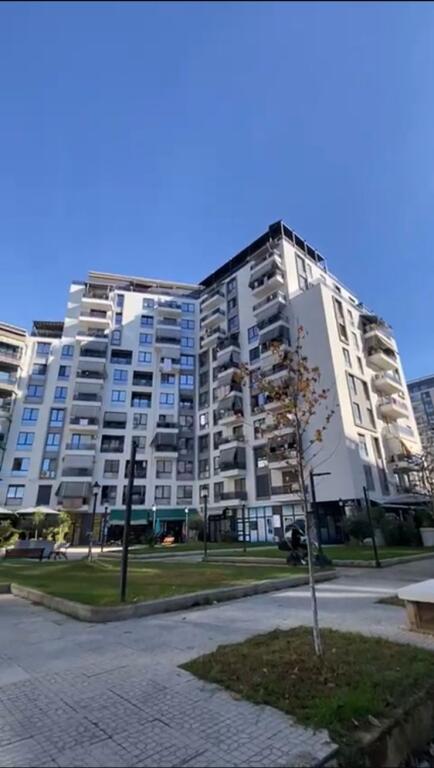 Shitet apartament 2+1 Turdiu, ish fusha e aviavconit