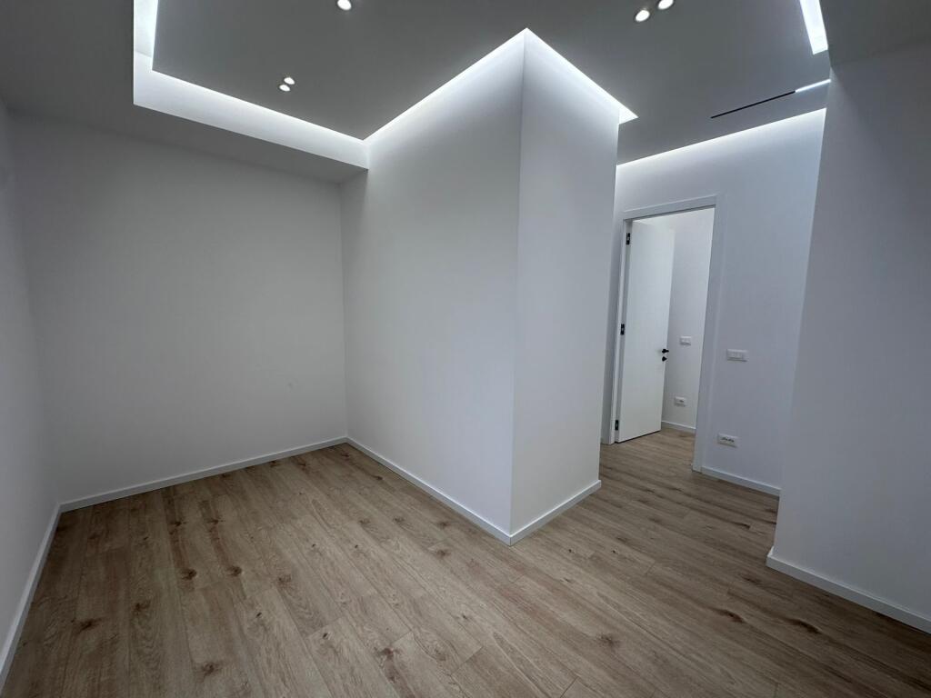 Vile me qera tek Fz Forest