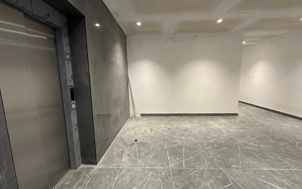 Shitet apartament 2+1+2, Ish-Dogana!