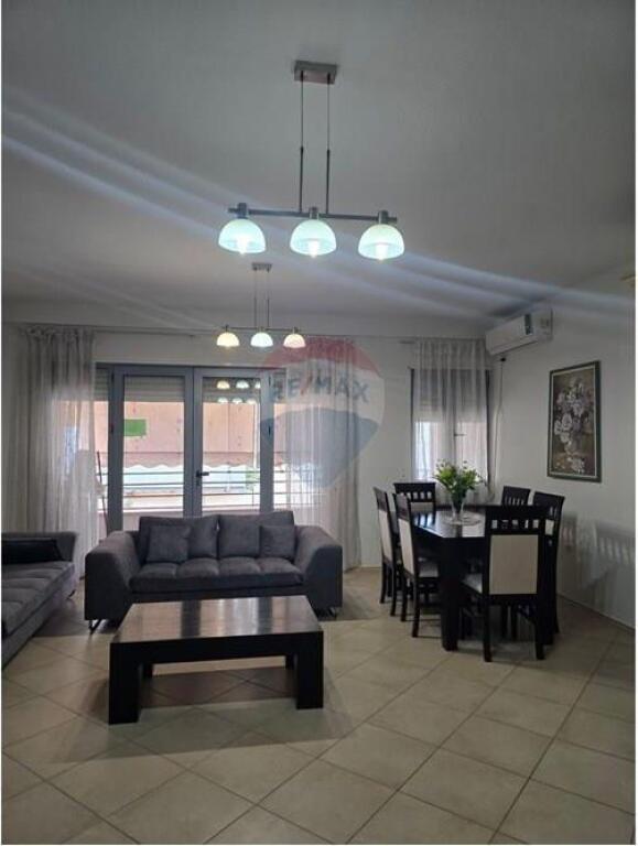 Apartament per qera 2+1+2 tek Kopshti Zoologjik 750 euro