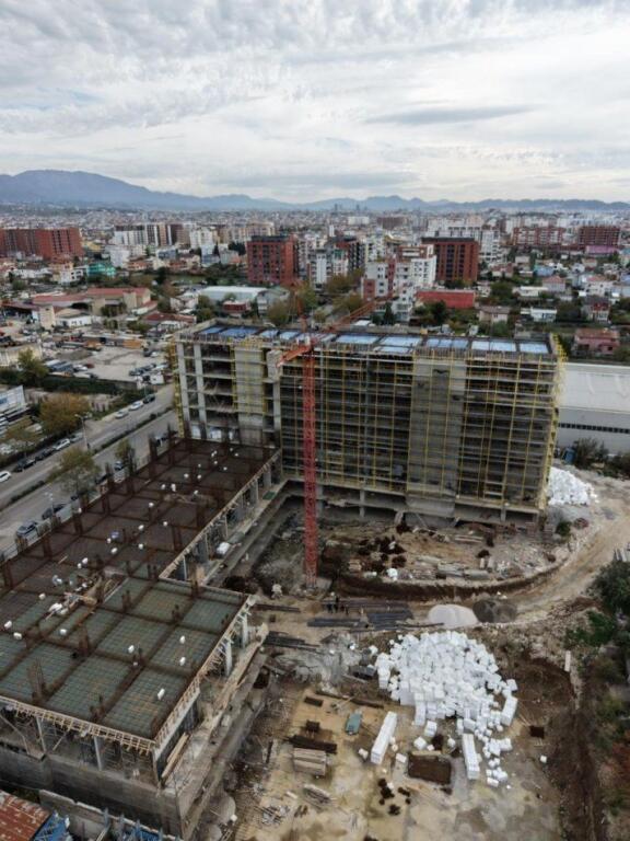 Apartment 1+1 for sale in Kamez