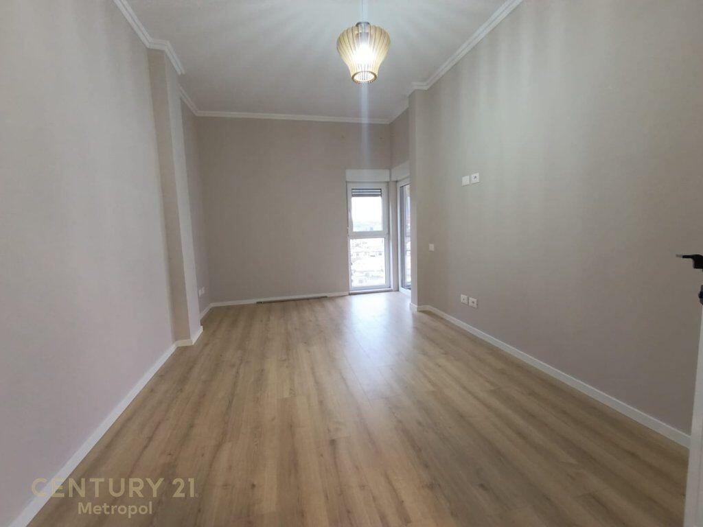 APARTAMENT PER SHITJE 2+1 PRANE KOMPLEKSIT KOLOMBO - OXHAKU!