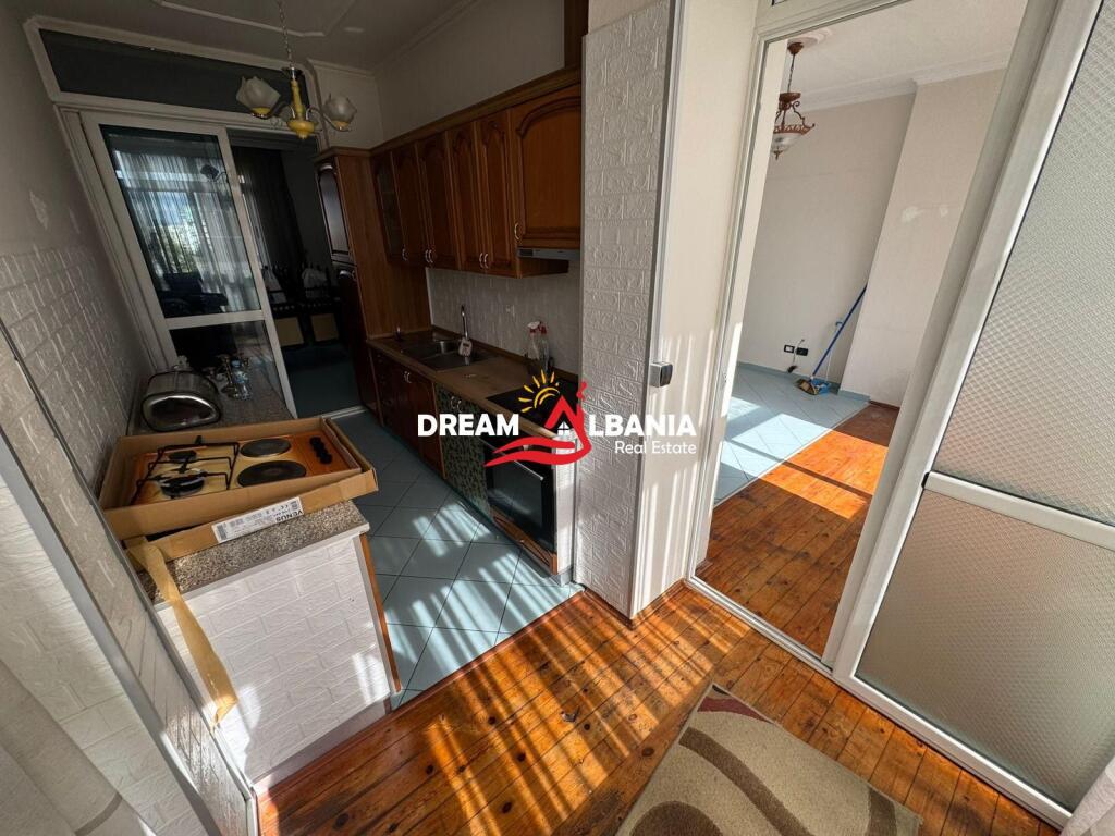 Apartament 3+1 me Qera Rrugen Mine Peza, prane Prokuroris (ID 4231476)