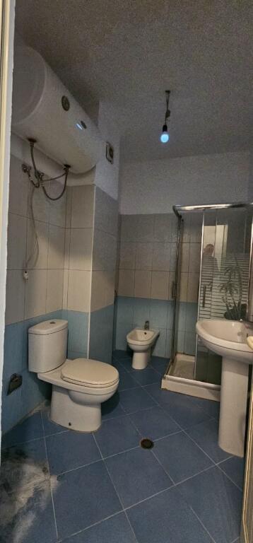 🏡 SHITET APARTAMENT 2+1 PALACE HOTEL PLAZH DURRËS