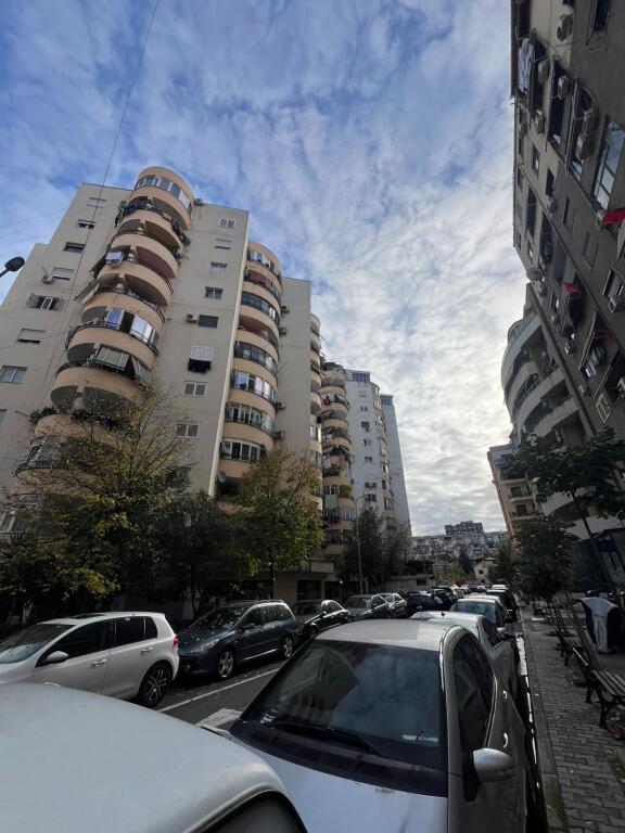 OCCASIONE.Appartamento 2+1+2 in vendita presso COMUNE DI PARIGI