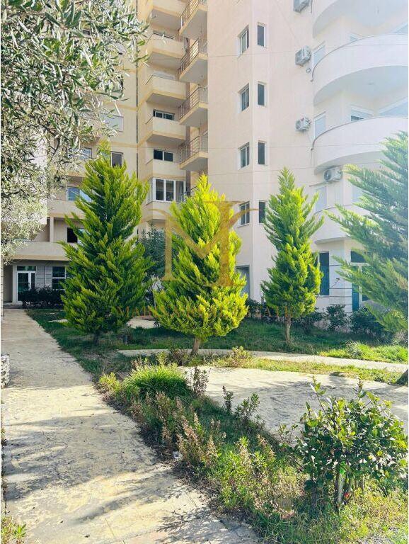 SHITET APARTAMENT 1+1 NE SHKEMBIN E KAVAJES!!