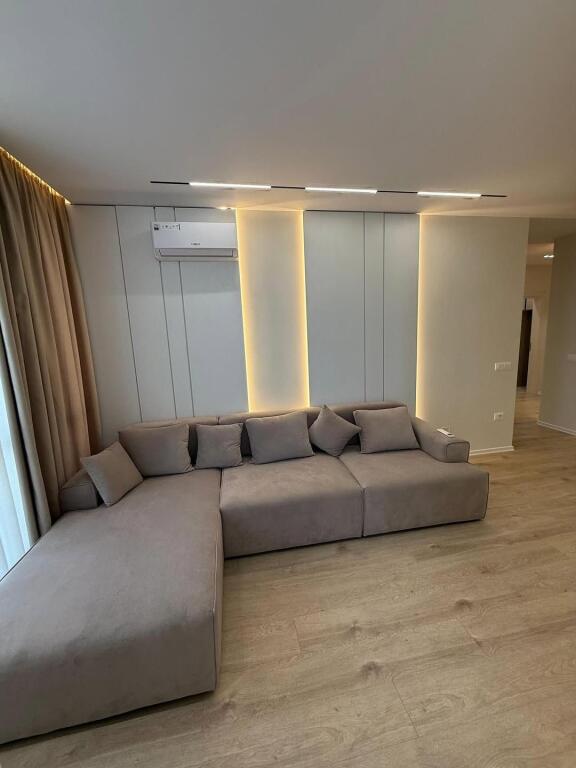 Shitet Apartament 2+1📍21 Dhjetori