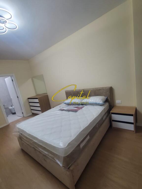 APARTAMENT ME QERA 2+1 LIQENI I THATE 1.300 EURO