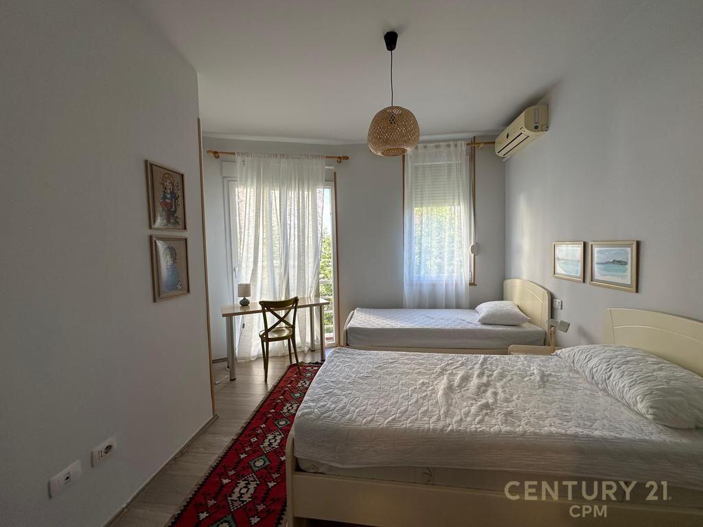 Apartament 3+1+2 Per Shitje Tek Hipoteka! 250,000 €