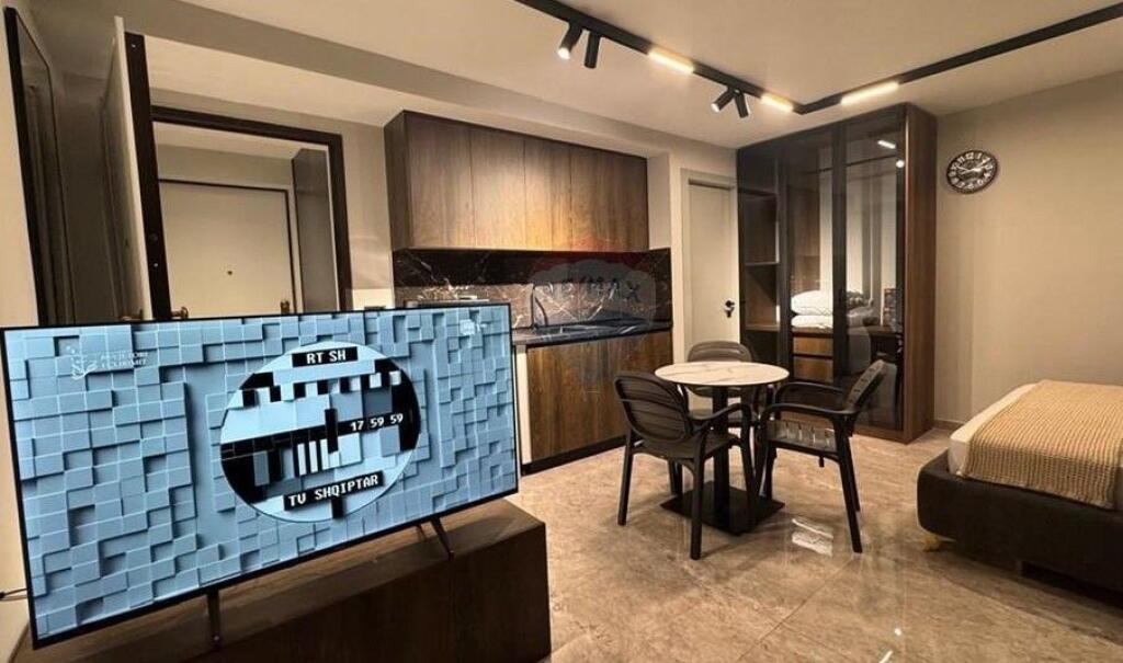 Appartamento - In Vendita - Via Muhamet Gjollesha, Tirana  ID:530471001-354