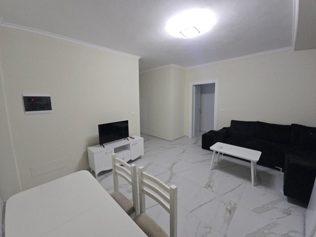 JEPET ME QERA APARTAMENT 1+1 NE KENETE DURRES