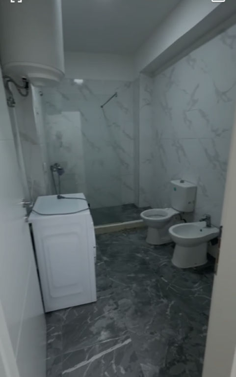 Shitet Apartament 2+1 ne Fresk