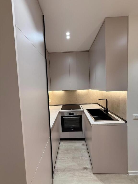 Shitet Apartament 2+1📍21 Dhjetori