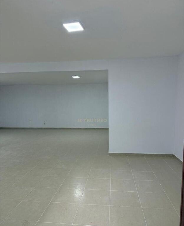 Dyqan me qira , Kopshti Botanik