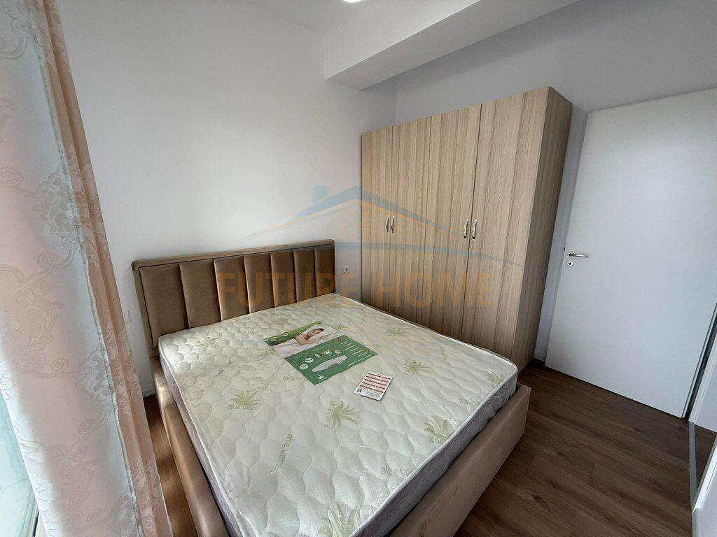 Qera, Apartament 2+1 Rezidenca Kadiu, Ali Demi 500 €,UNA60345