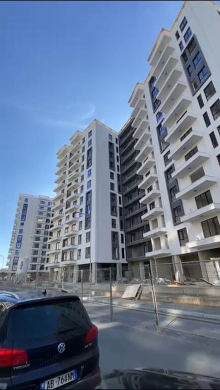 Shitet apartament 2+1 Turdiu, ish fusha e aviavconit