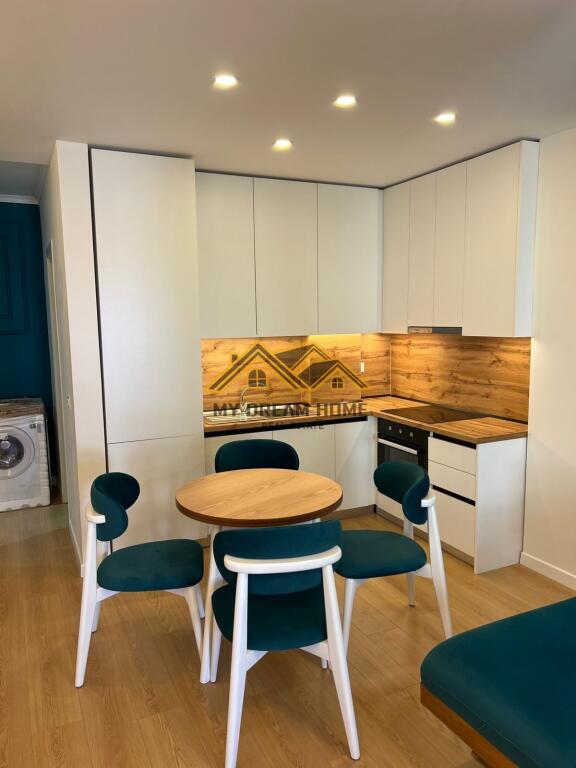 SHITET SUPER APARTAMENT NE GOLEM!