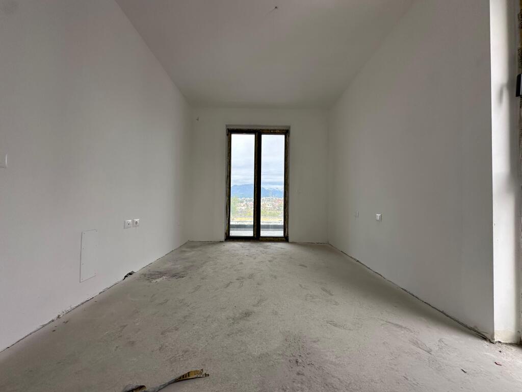 SHITET APARTAMENT 2+1+2 ISH DOGANA