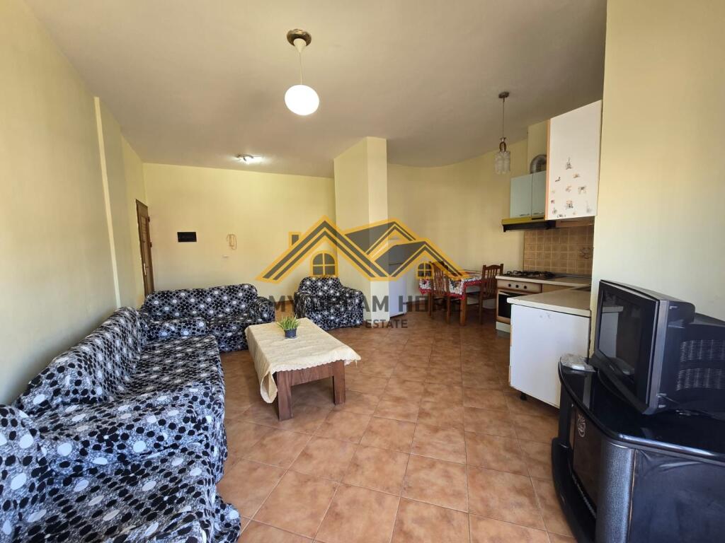 APARTAMENT 2+1 TE DREJTORIA E POLICISE,DURRES PER SHITJE