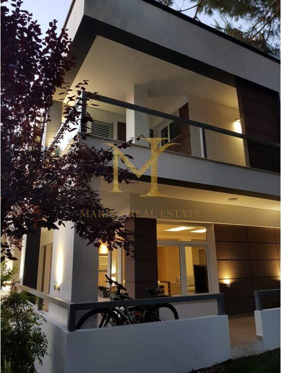 SHITET VILE NE KOMPLEKSIN LURA 1 GJIRI I LALZIT!