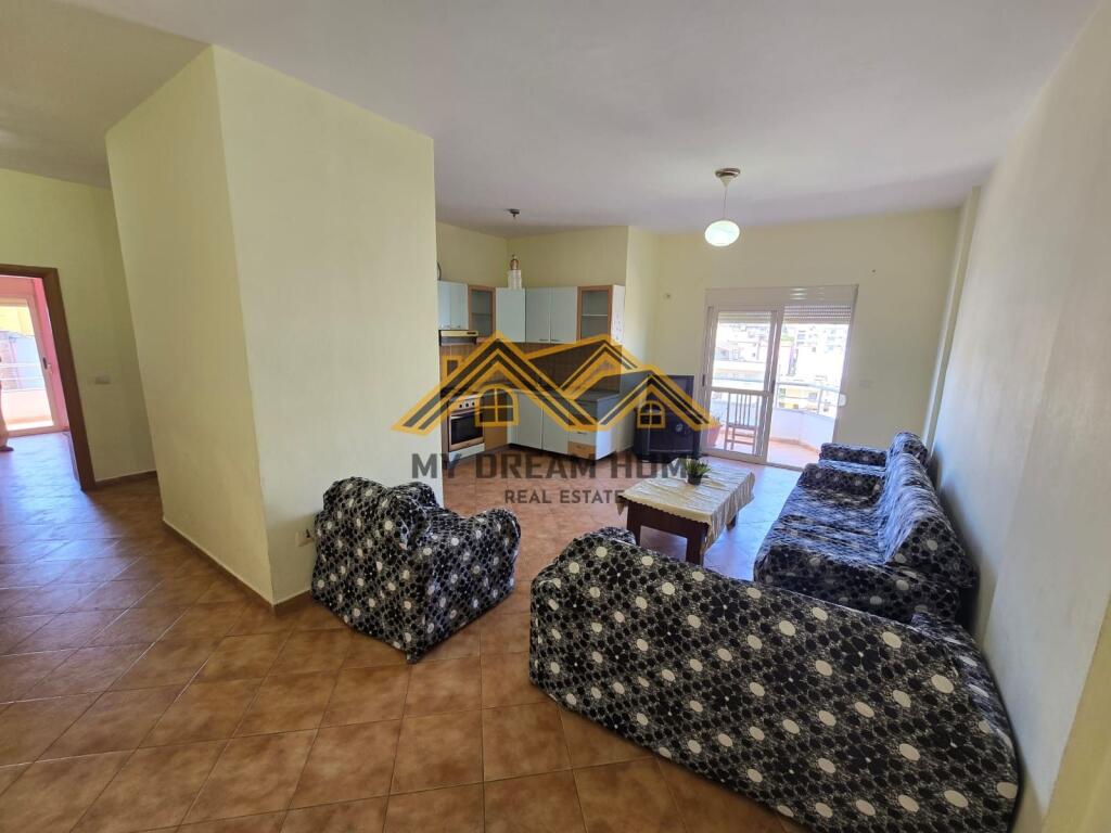 APARTAMENT 2+1 TE DREJTORIA E POLICISE,DURRES PER SHITJE