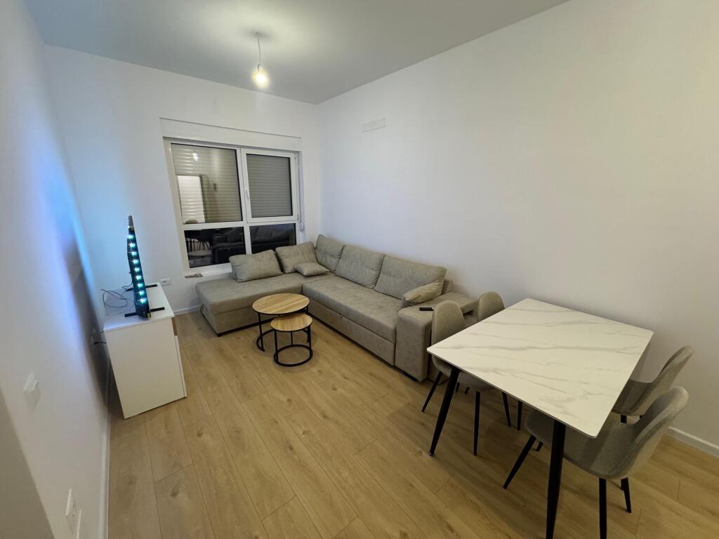 Apartament me qera 1+1 Mangalem 21