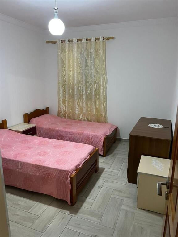 APARTAMENT ME QERA 2+1 ASTIR 40.000 LEKE