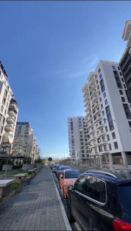 Shitet apartament 2+1 Turdiu, ish fusha e aviavconit