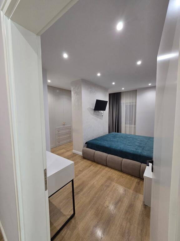 For Rent 2+1 Apartment Bllok, Willson Square, Libri Universitar