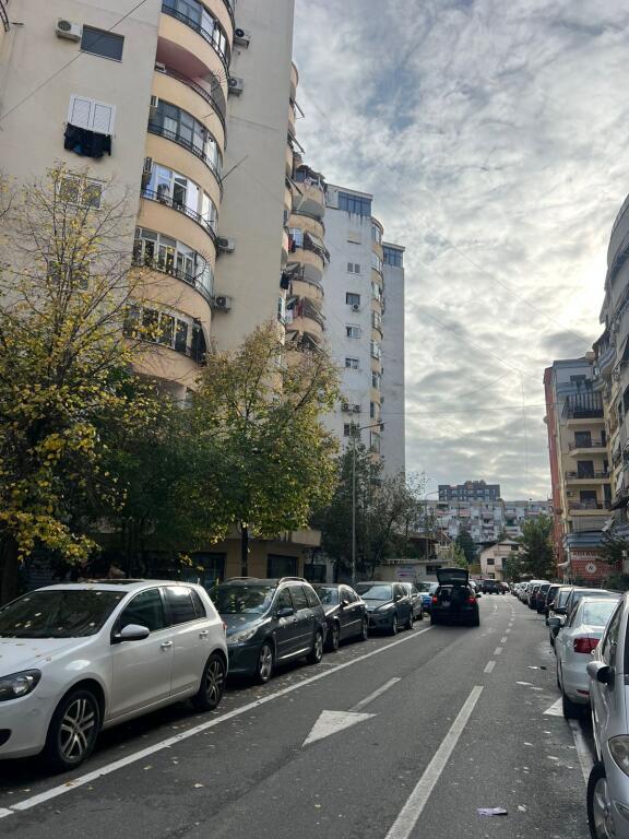 OCCASIONE.Appartamento 2+1+2 in vendita presso COMUNE DI PARIGI