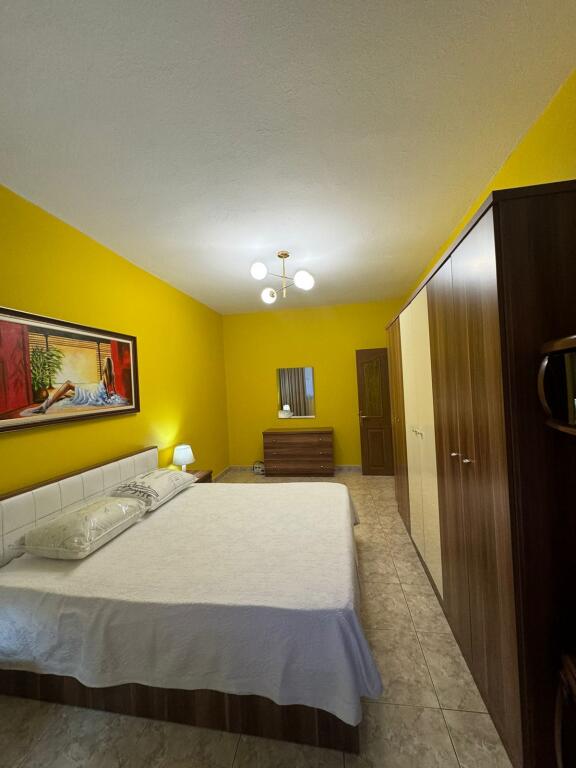 Apartment 1+1 for rent Ferit Xhajko Street  500€!