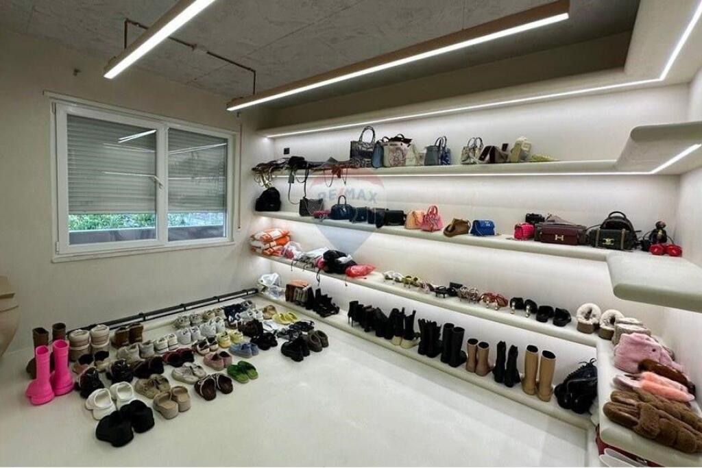 Dyqan - Për Shitje - Kika 2, Tiranë !!! (ID: 530261038-4734)