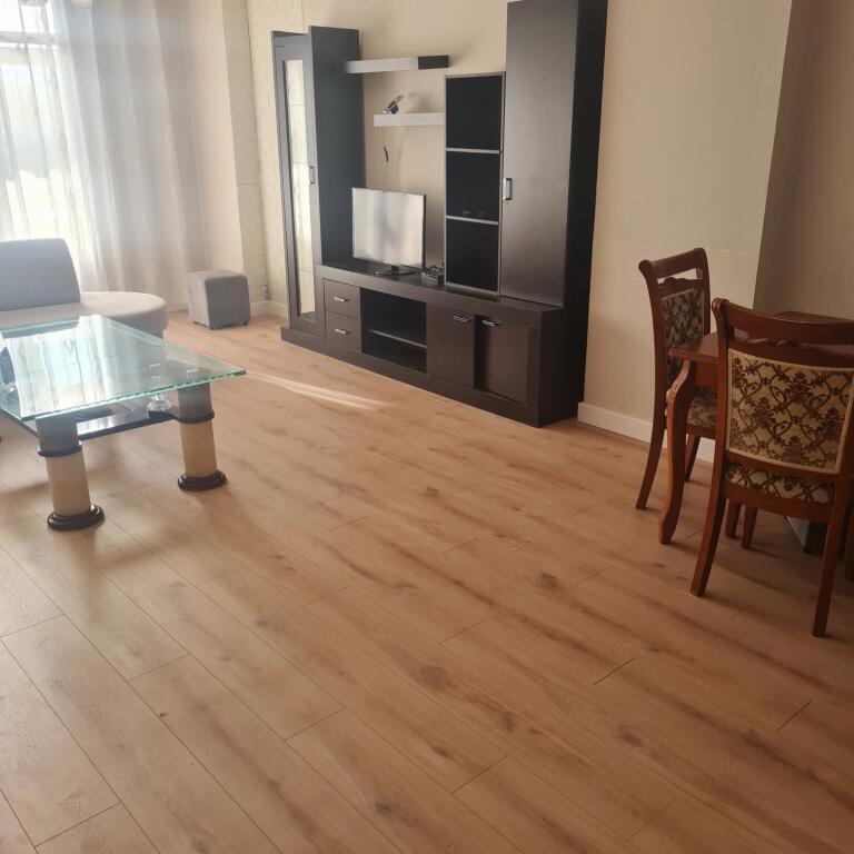 🏢A few minutes from Zogu Zi, Muhamet Gjollesha St., 2+1+2 apartment for rent, furnished, 80,000 Lek