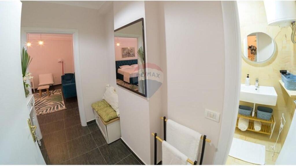 Apartment for Rent – Barricades Street, Tirana