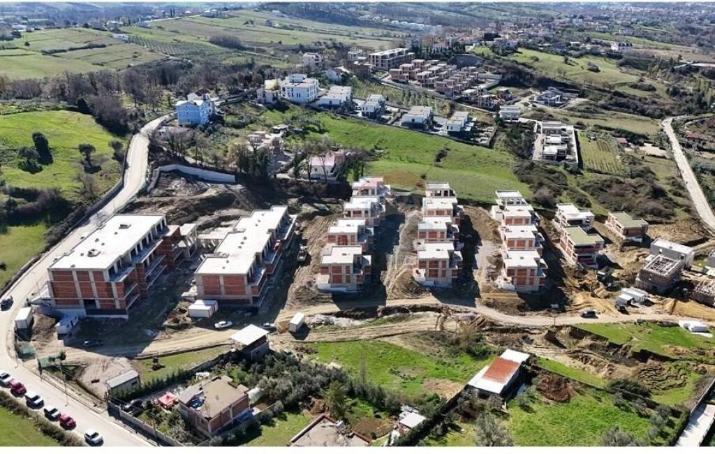 Vilë - Për Shitje - Liqeni i Farkës, Tiranë (ID: 530181081-321)