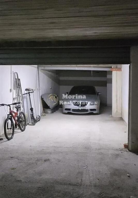 For sale, Garage, Kristal Center, Paris Commune, 50,000 Euro