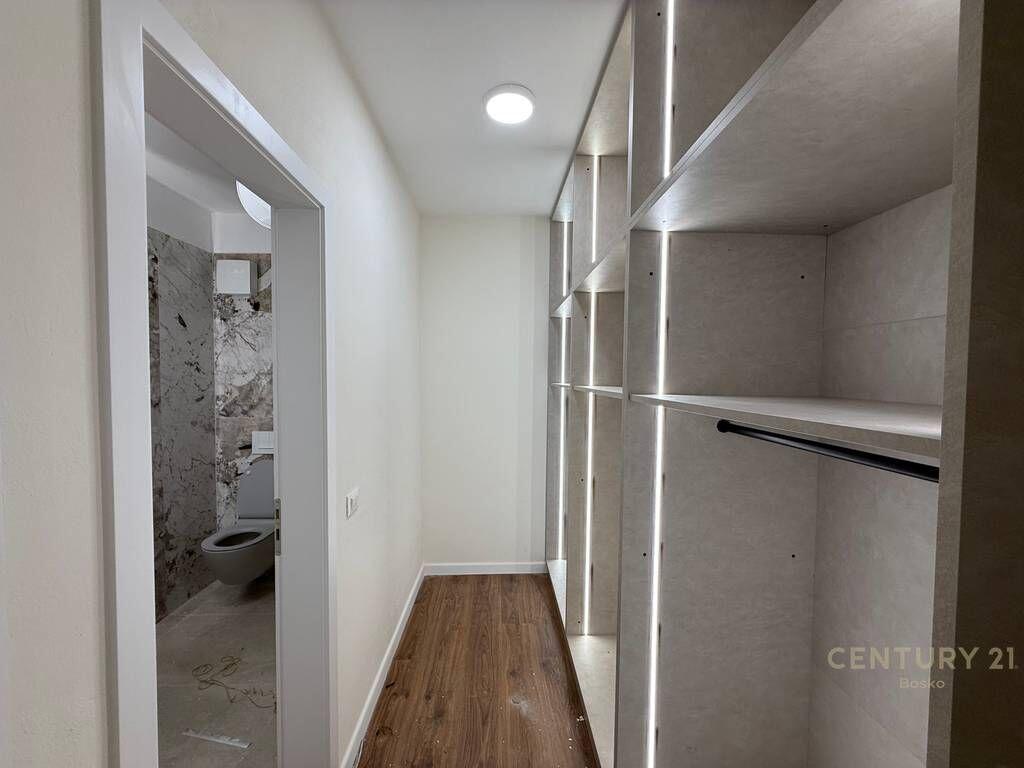SHITET APARTAMENT 3+1 ME SUPER VERANDE TE KODRA E DIELLIT 2