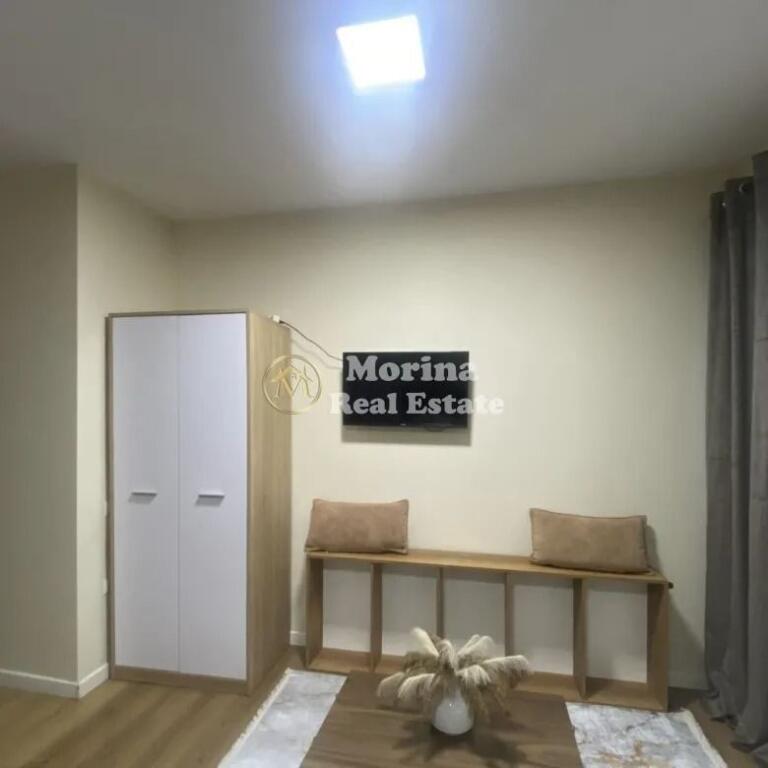 Qera, Garsionere, ne qender te Tiranes, Rruga Fortuzi, 400 euro/muaj
