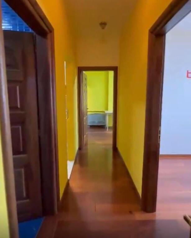 ambient zyrash me qira tek Vila Gold