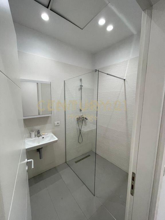 APARTAMENT 2+1+2 ME QIRA TEK PARK GATE, TIRANE!