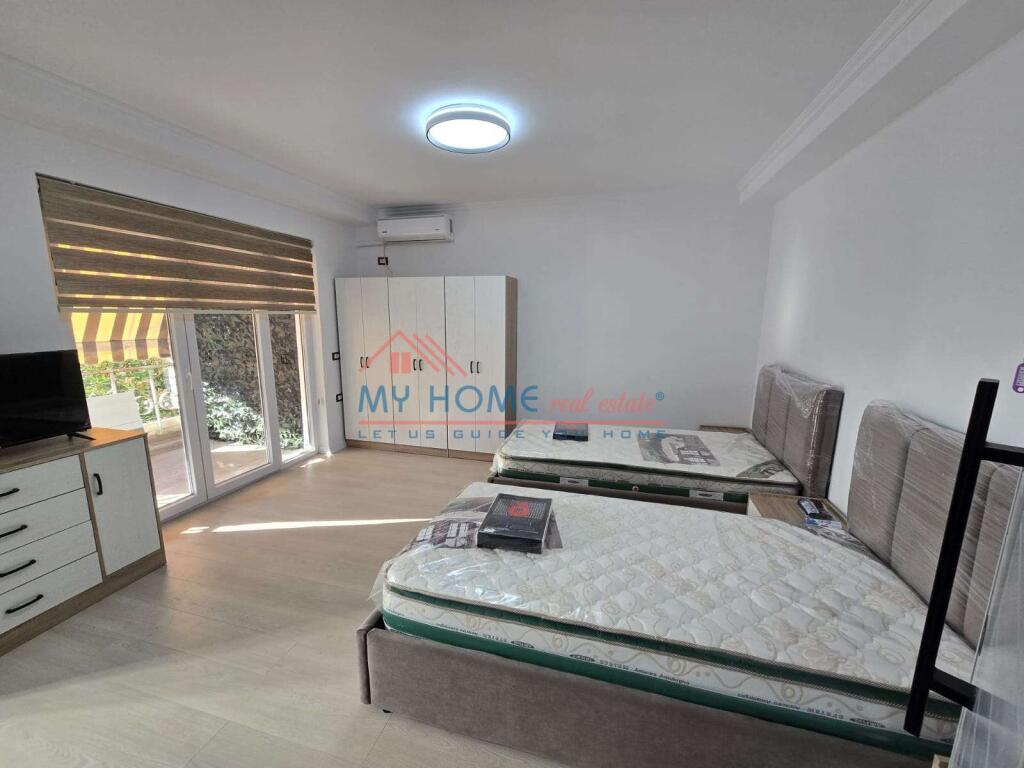 Studio apartment for rent in the center of Tirana