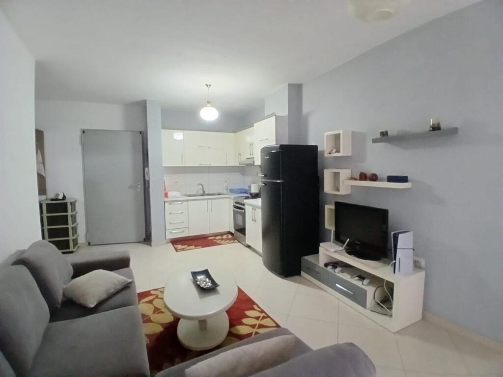 For rent 1+1 AT 21 DECEMBER CONTACT 55,000 lek