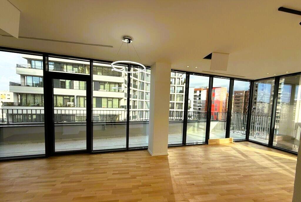 Apartament me Verandë në Shitje në Lake View Residence, pranë Rrugës së Kosovareve!