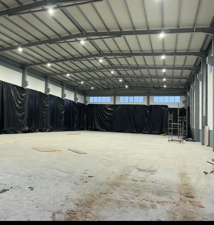 Magazine For Rent In Vore (ID BM263) Tirane