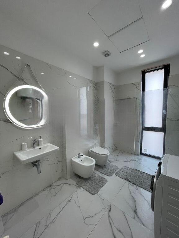 APPARTAMENTO 2+1+2 IN AFFITTO, PARK GATE, TIRANA!